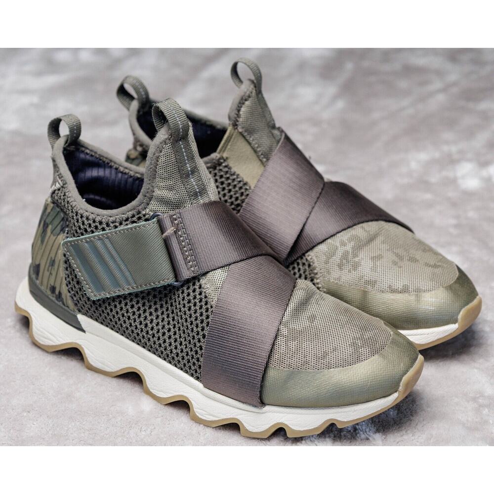 Sorel Kinetic Sneak Green Camo Hiking Sneakers Womens Size 8 EU 39 NL3569-365